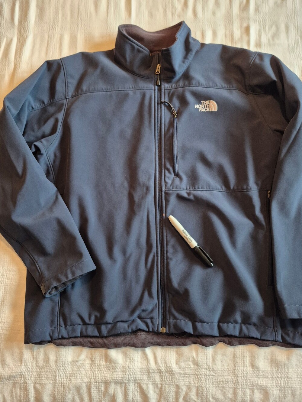 North Face Men's XXL Apex Bionic Softshell Jacket 1 small spark mark on front